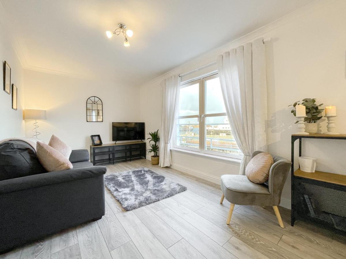 Pier View Apartment Oban Bagian luar foto