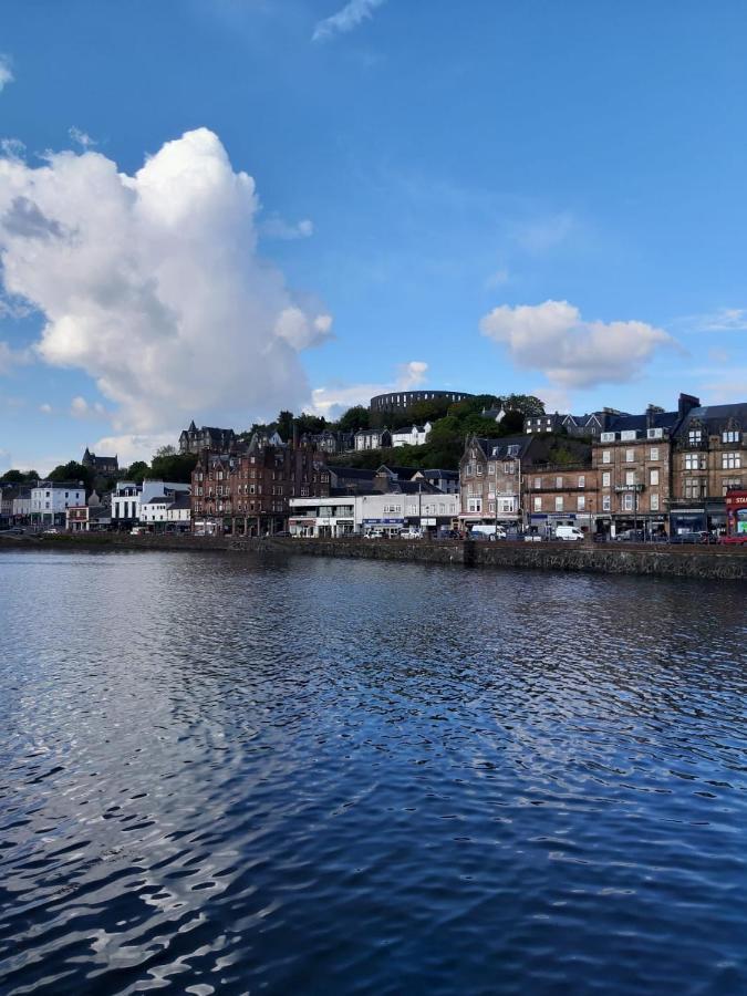 Pier View Apartment Oban Bagian luar foto