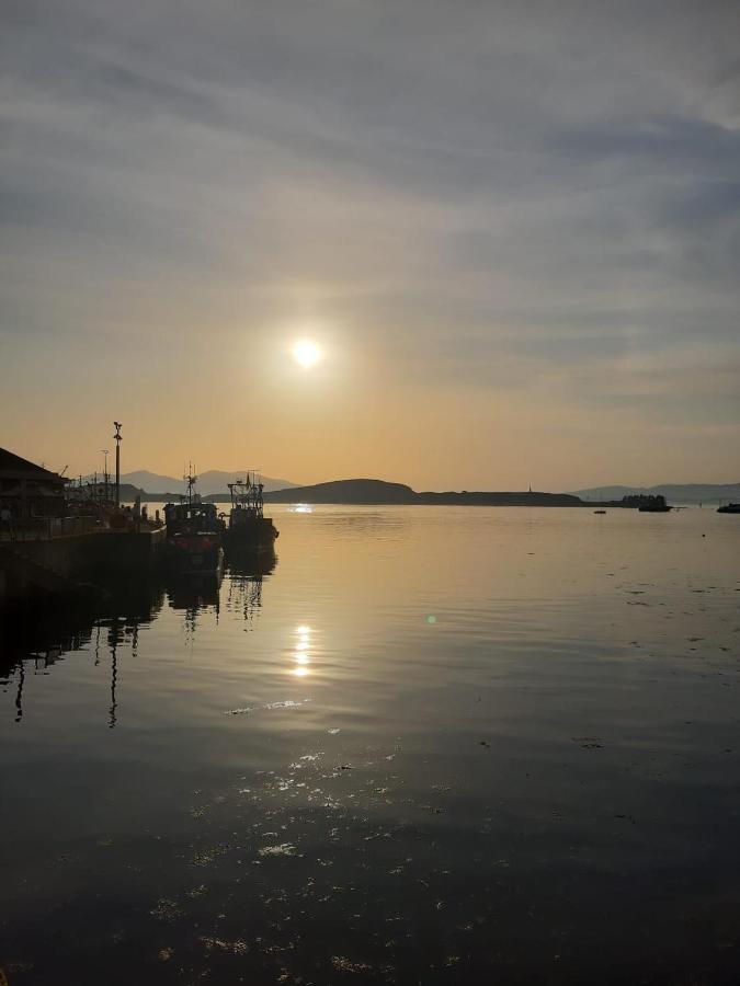 Pier View Apartment Oban Bagian luar foto